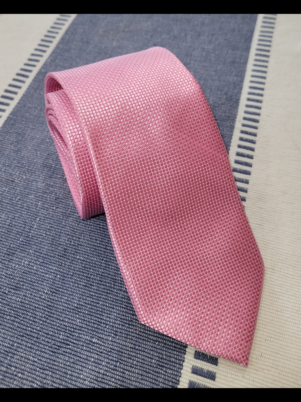 Peter Millar Pink 100% Silk Handfold Men's Tie